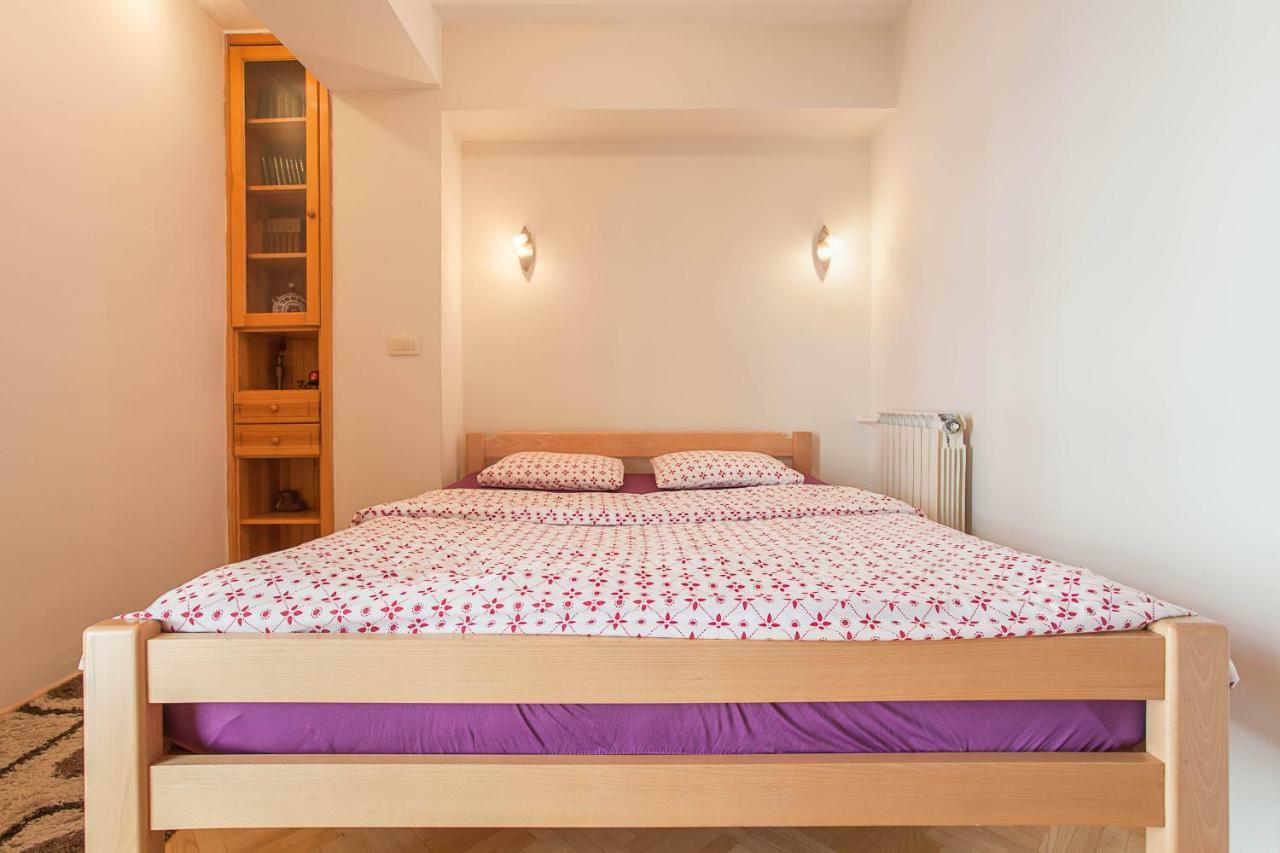 White Apartment Skopje Eksteriør billede